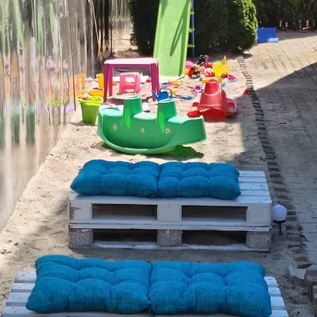 Harmony קוסטינסטי